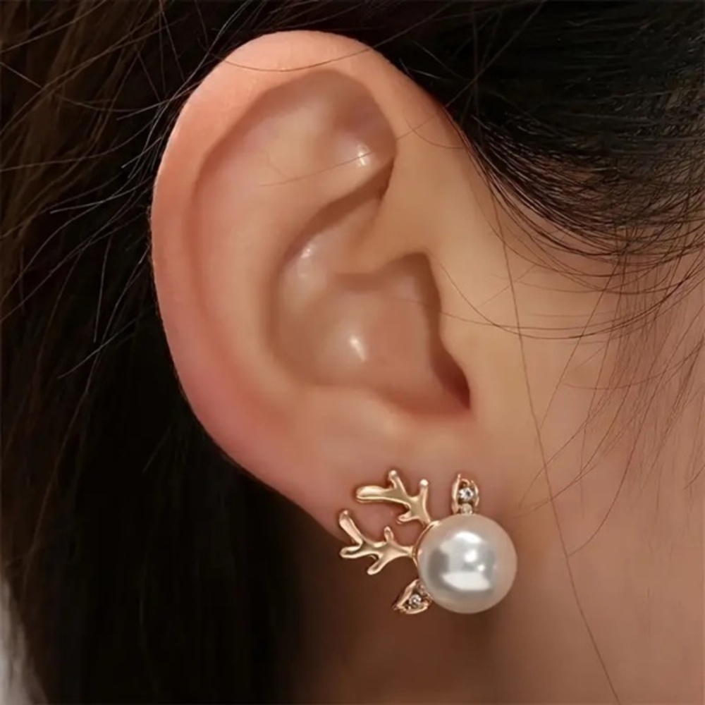 🎄Holiday 🎄Reindeer Holiday Stud Earrings 2pcs Exquisite Delicate Holiday Gifts